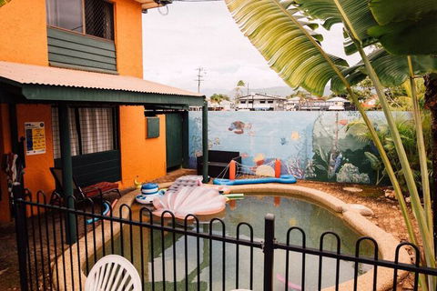 JJs Backpackers Hostel - Kawana Tourism 3