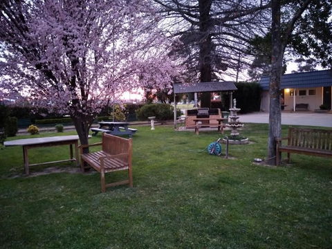 City Park Motel & Apartments - Kawana Tourism 6