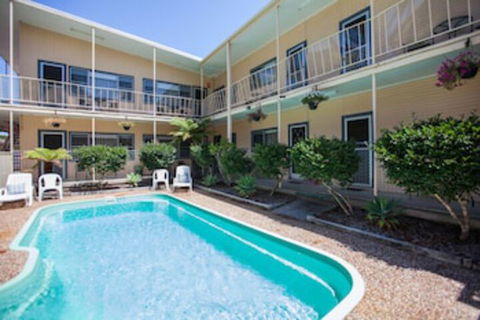Jasmine Lodge Motel - Kawana Tourism 0