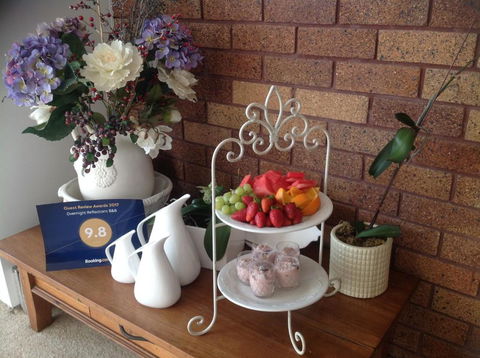 Overnight Reflections B & B - Kawana Tourism 1