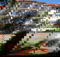 Blue Water Bay Luxury Villas - Kawana Tourism