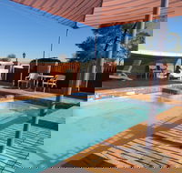 Bishop's Lodge Motor Inn - Kawana Tourism