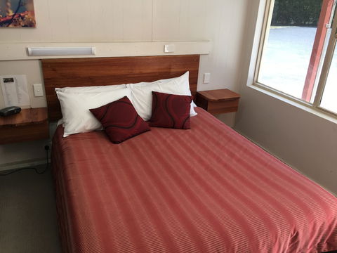 Black Forest Motel - Kawana Tourism 4