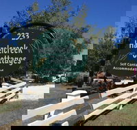 Hazelcreek Cottages - Kawana Tourism