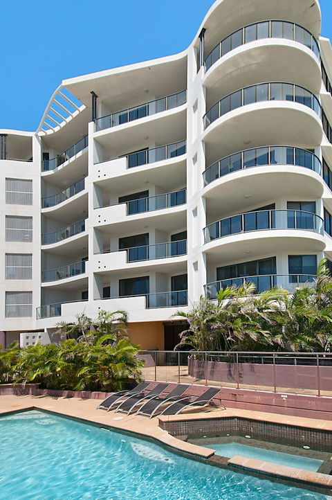 Meridian Alex Beach Apartments - Kawana Tourism 2
