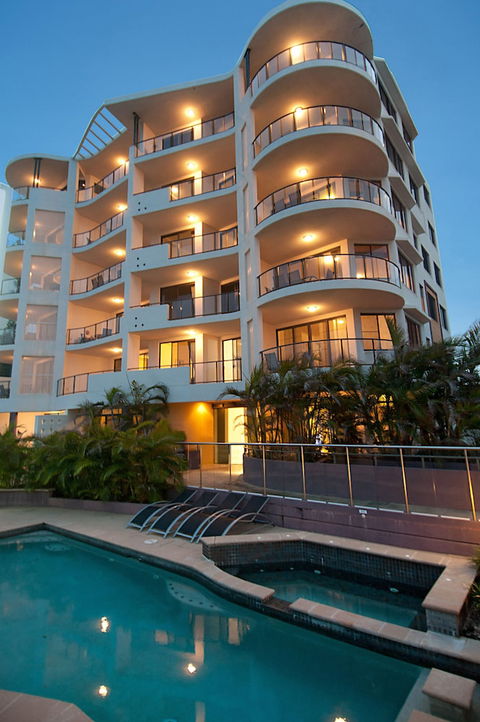 Meridian Alex Beach Apartments - Kawana Tourism 0