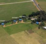 Black Cockatoo Cottages - Kawana Tourism