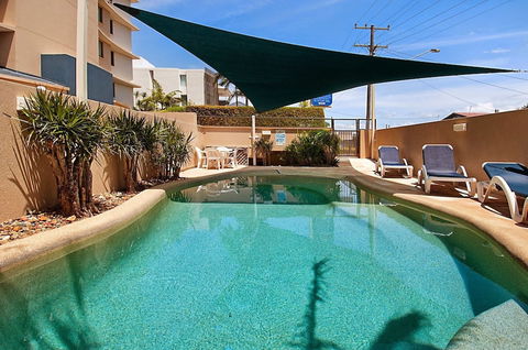 Windward Passage Holiday Apartments - Kawana Tourism 1