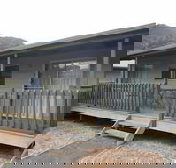 Awonga Cottages - Kawana Tourism