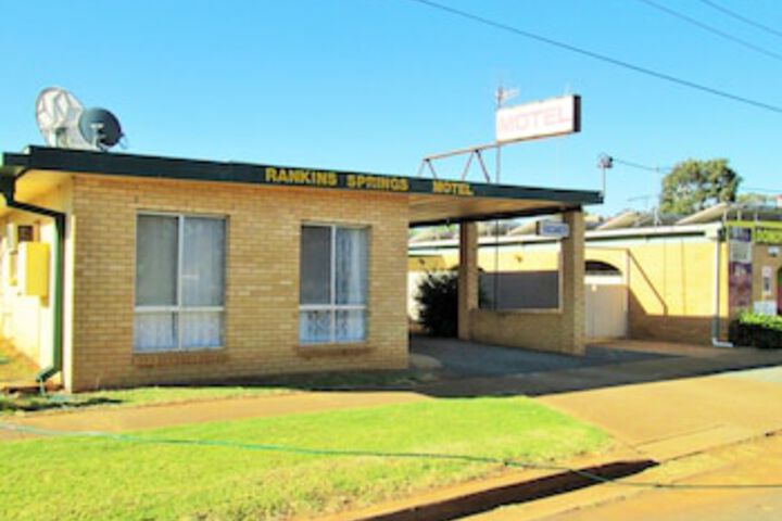 Erigolia ACT Kawana Tourism