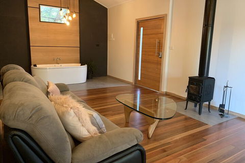 The Rocks Apartments - Kawana Tourism 3
