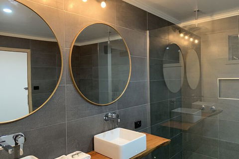 The Rocks Apartments - Kawana Tourism 4