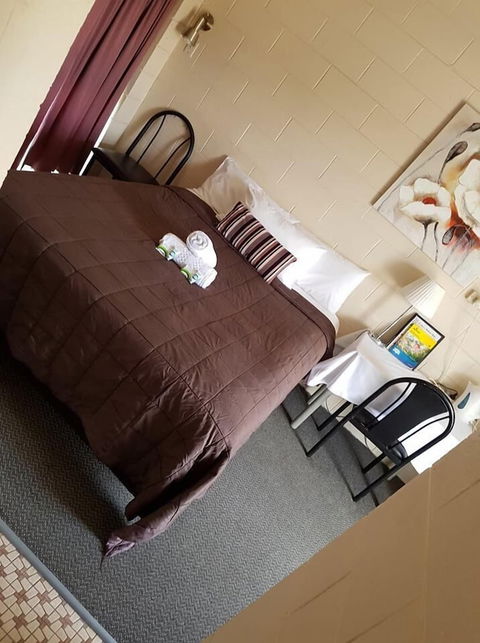 Windsor Hotel Dalby - Kawana Tourism 2