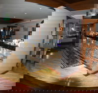 Sleepy Hill Motor Inn - Kawana Tourism