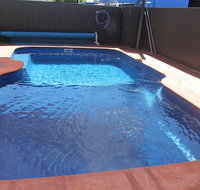 Saltbush Motor Inn - Kawana Tourism
