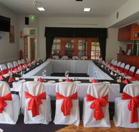 Burkes Hotel Motel - Kawana Tourism