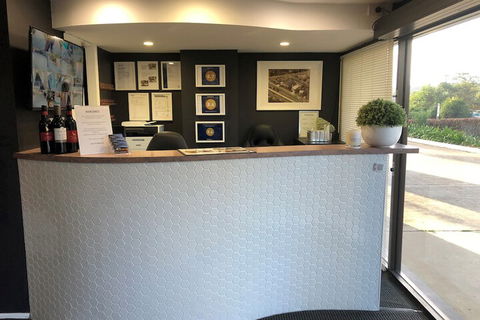 Logan City Motor Inn - Kawana Tourism 5