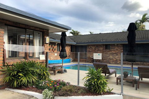Logan City Motor Inn - Kawana Tourism 1