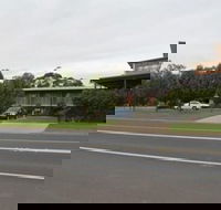 Forbes Victoria Inn - Kawana Tourism