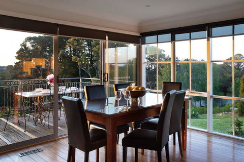 Churchills - Kawana Tourism 3