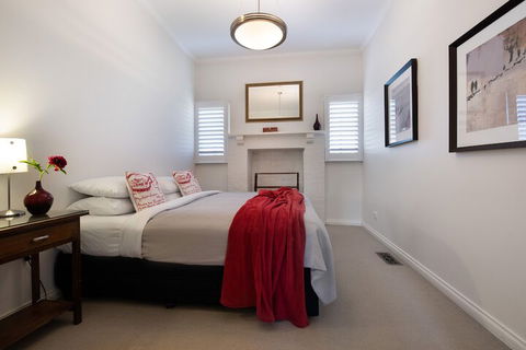 Churchills - Kawana Tourism 4