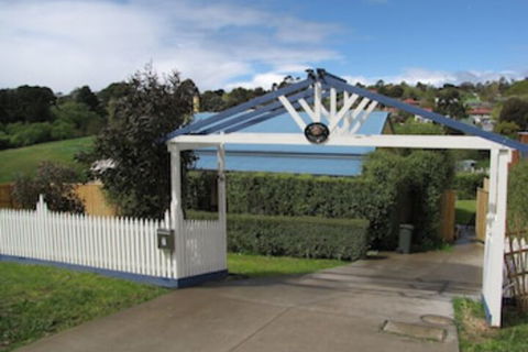 Marzden Cottage - Kawana Tourism 0