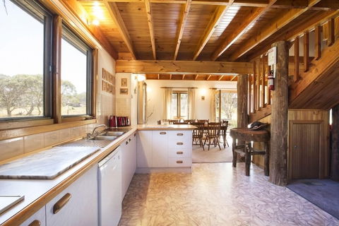 Wrens View - Kawana Tourism 5