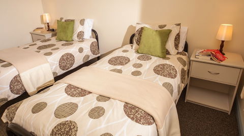 Nutkin Lodge - Kawana Tourism 6