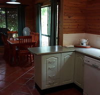 Aysgarth Cottage - Kawana Tourism