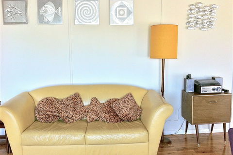 Hyams Beach House - A Secret Treasure - Kawana Tourism 4