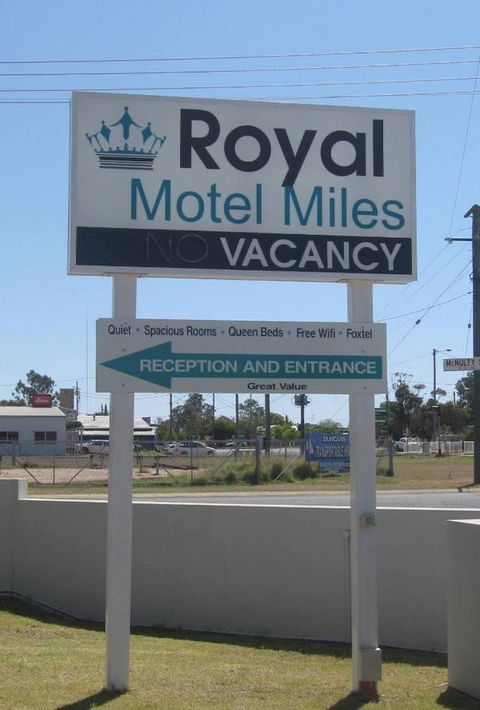 Royal Motel Miles - Kawana Tourism 1