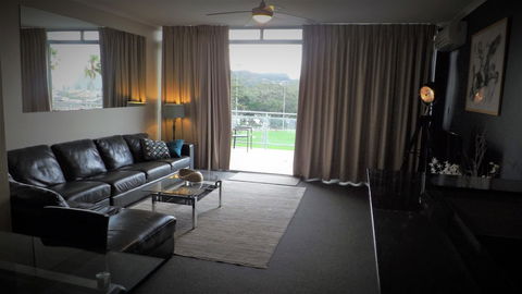 Avoca Palms Resort Apartments - Kawana Tourism 3