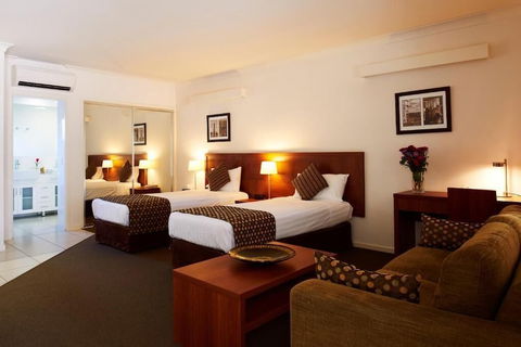 Chinchilla Downtown Motor Inn - Kawana Tourism 3