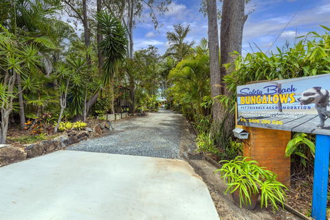 Safety Beach Ocean Bungalows - Kawana Tourism 4