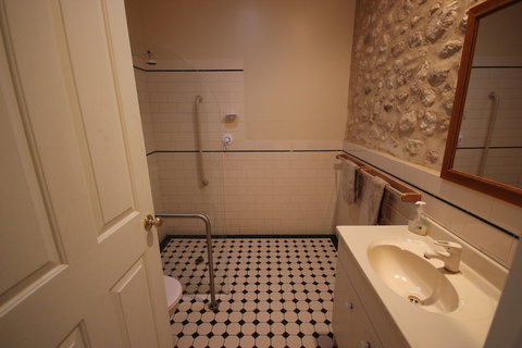 Cape Jervis Accommodation & Caravan Park - Kawana Tourism 4