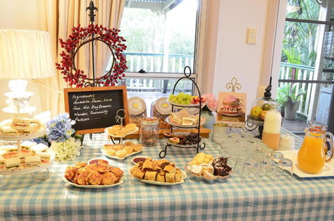 Rosevillehouse Bed & Breakfast - Kawana Tourism 1