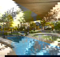 Winbi River Resort Holiday Rentals - Kawana Tourism