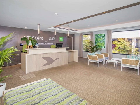 Ibis Styles The Entrance - Kawana Tourism 4