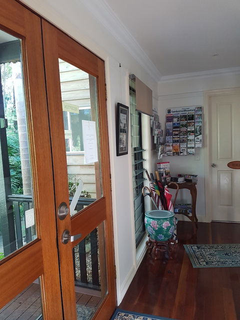 Tambaridge Bed And Breakfast - Kawana Tourism 0