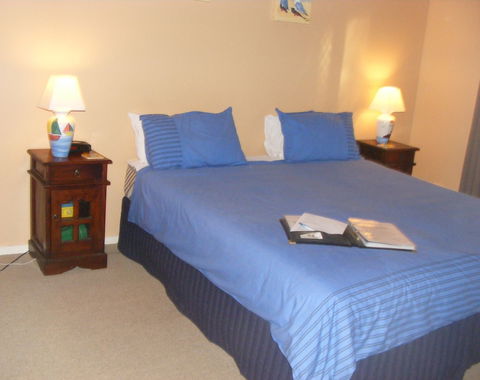 Tambaridge Bed And Breakfast - Kawana Tourism 2