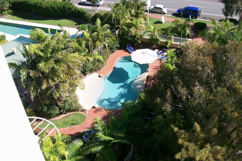 Riviere On Golden Beach - Kawana Tourism 5