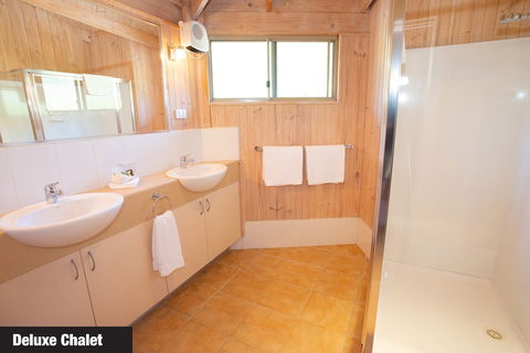 Grampians Chalets - Kawana Tourism 1