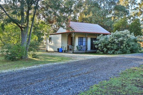 Mountain View Motor Inn & Holiday Lodges - Kawana Tourism 3