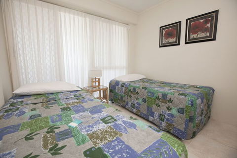 Belvedere Apartments - Kawana Tourism 3