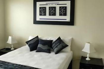 Seafarer Chase Holiday Apartments - Kawana Tourism 3