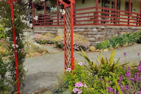 Cottage On Main - Kawana Tourism 0