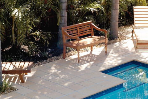 Wiss House Bed And Breakfast - Kawana Tourism 5