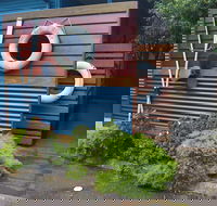 Strahan Bungalows - Kawana Tourism