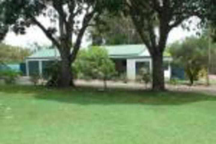 Bullyard QLD Kawana Tourism