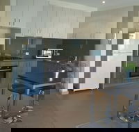 Apartments of Waverley - Kawana Tourism